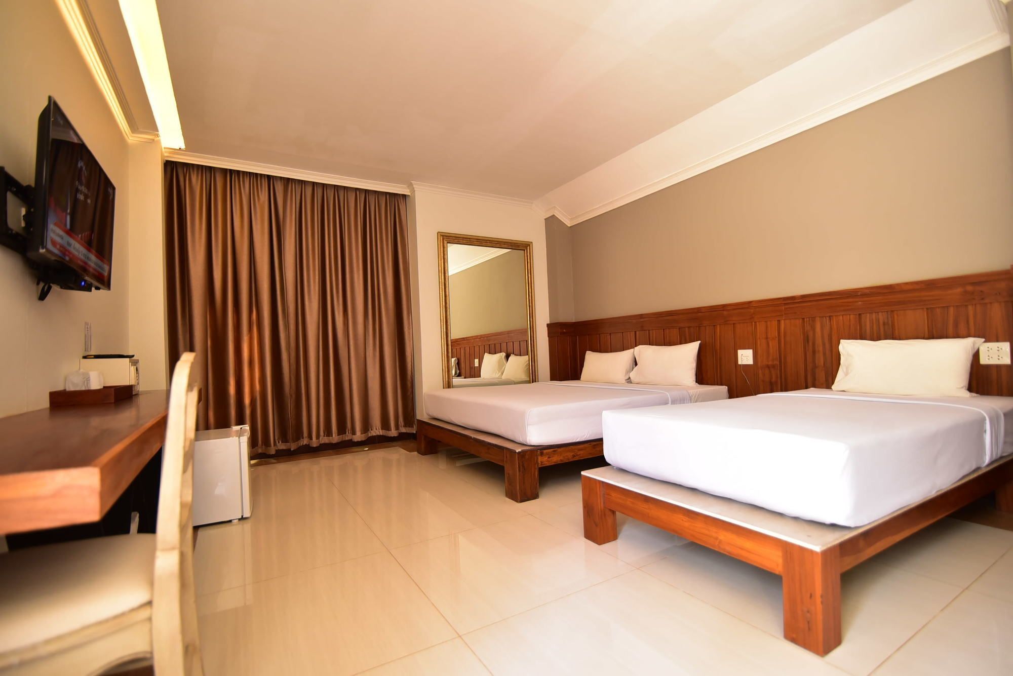 Fantasy Resort Nakhon Sawan Exterior photo