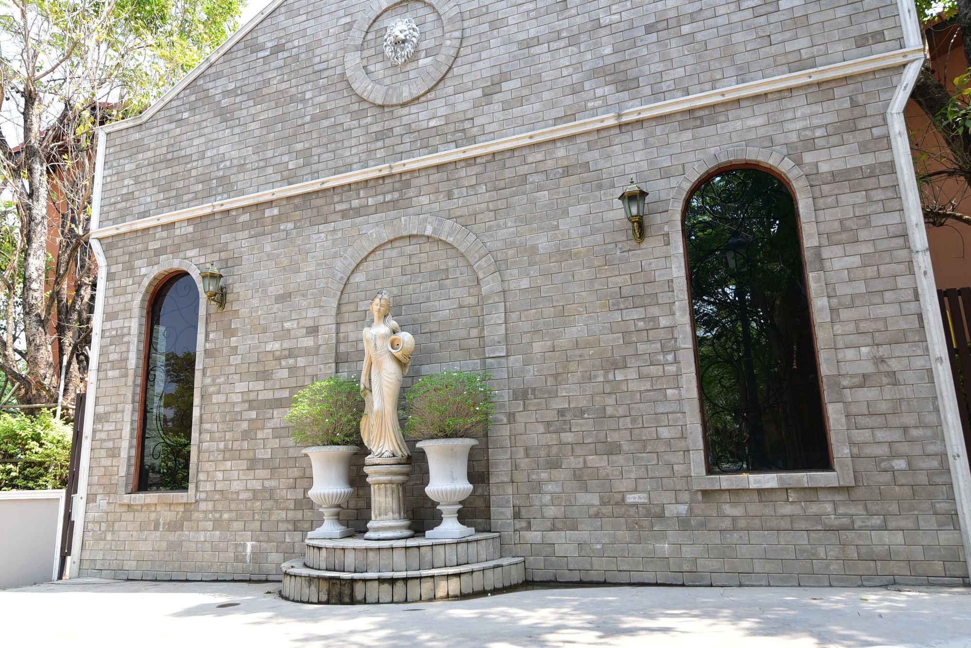 Fantasy Resort Nakhon Sawan Exterior photo