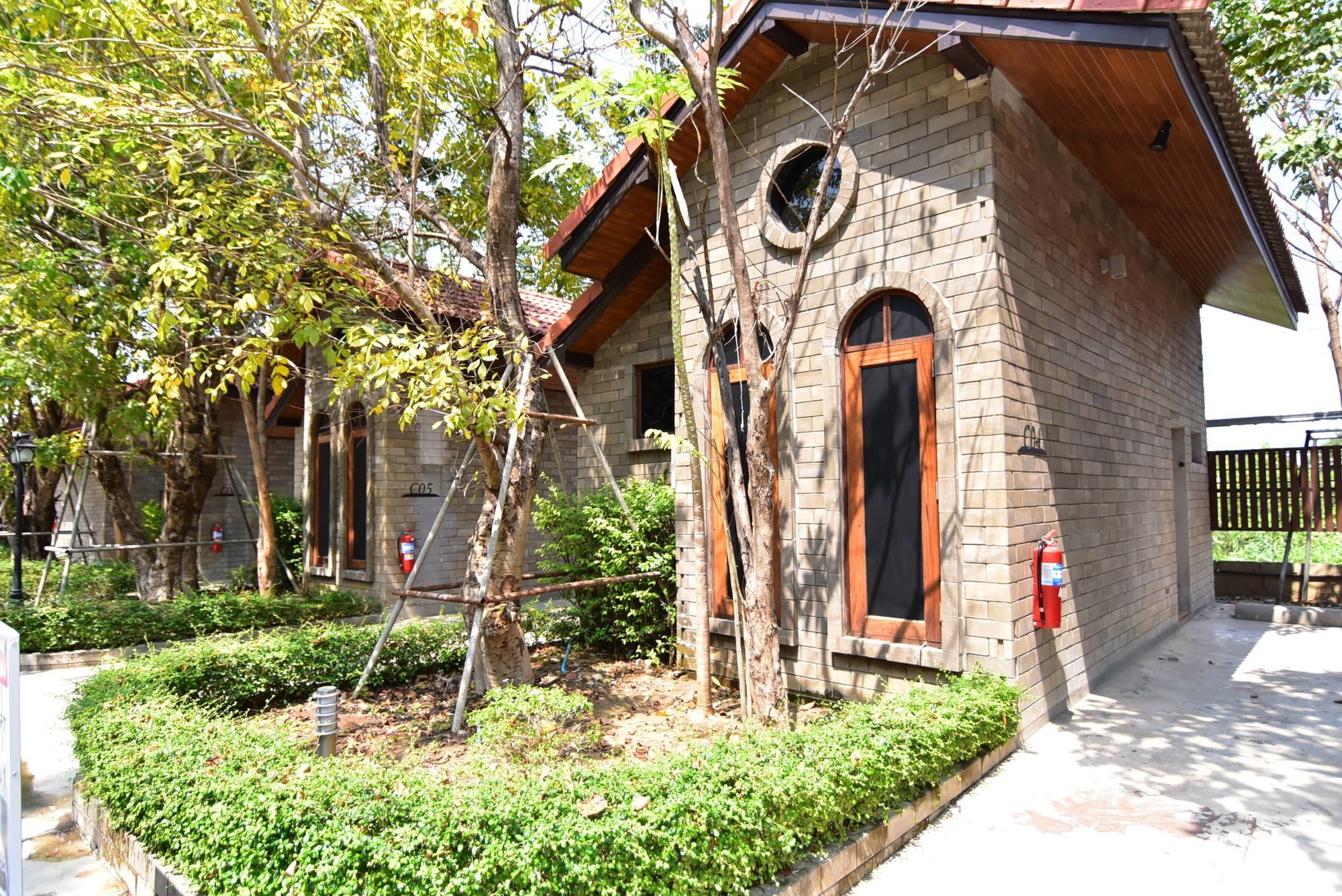 Fantasy Resort Nakhon Sawan Exterior photo